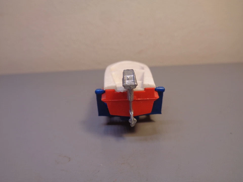 MATCHBOX LESNEY No 48A VINTAGE SPORTS BOAT & TRAILER NMINT CONDITION - Image 4 of 4
