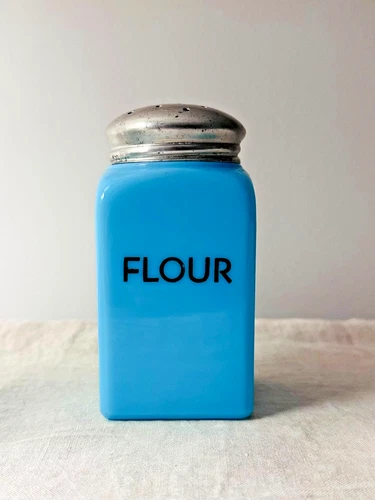 Rare Depression Era Mckee Chalaine Blue Flour Shaker