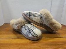 Dearfoam Womens Slippers Plaid Beige/Oatmeal Size Small US 5-6 Indoor Outdoor
