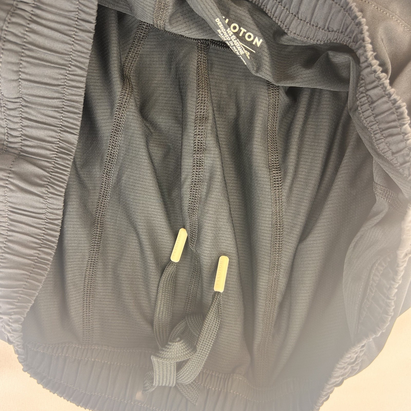 Peloton Men Solid Grey Polyester Running Shorts L - image 3