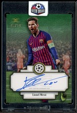 2024-25 Topps Definitive Soccer Defining Images Lionel Messi ON CARD AUTO 5/10