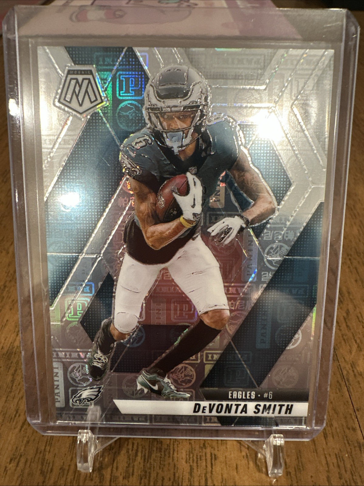 2025 panini mosaic football Devonta Smith #119 Panini Logo Refractor /149