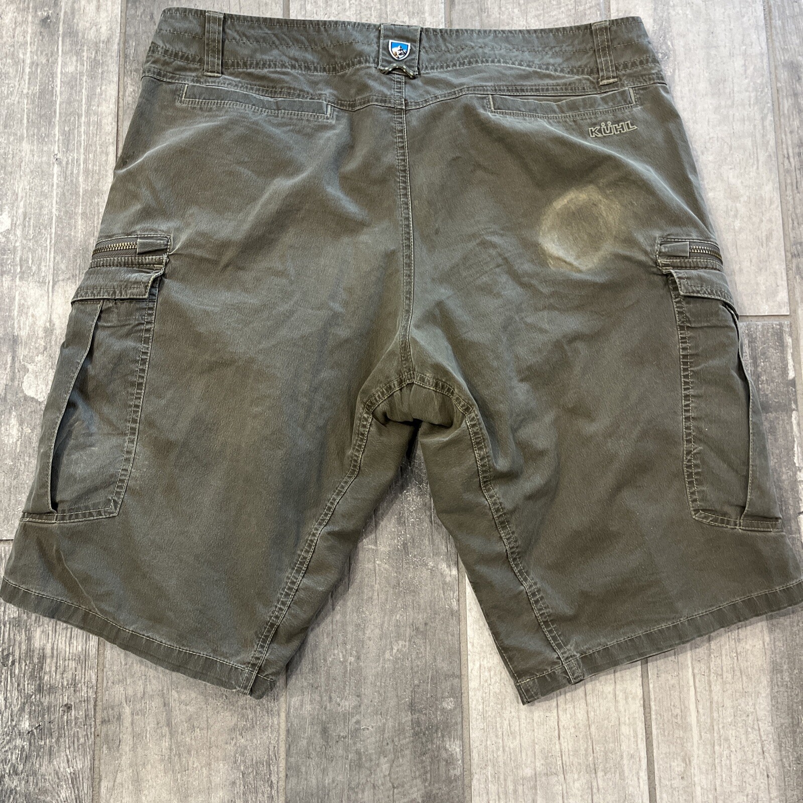KuhL Shorts Size 36 Born in the Mountains RN108846 Green Color