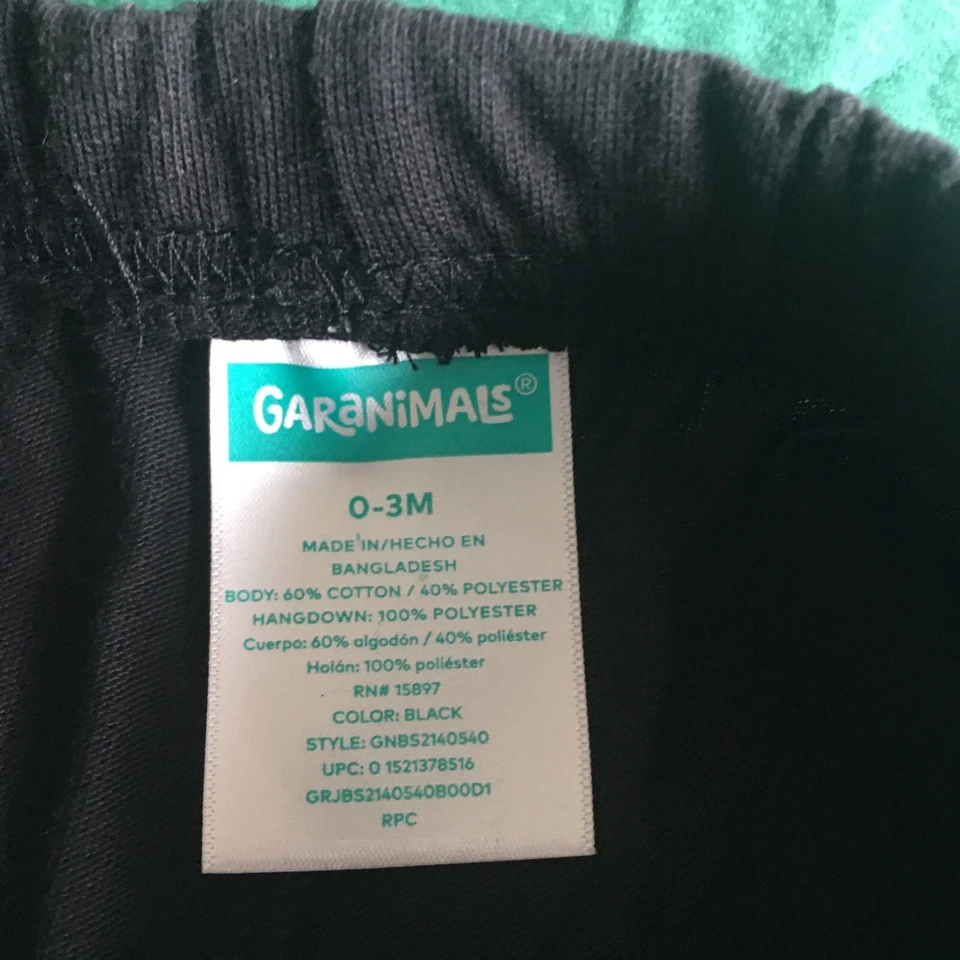Nuevo Sin Etiquetas Garanimals Bebé 0-3 Meses Jersey Hangdown Pantalones Cortos Negro Foto 2 de 3
