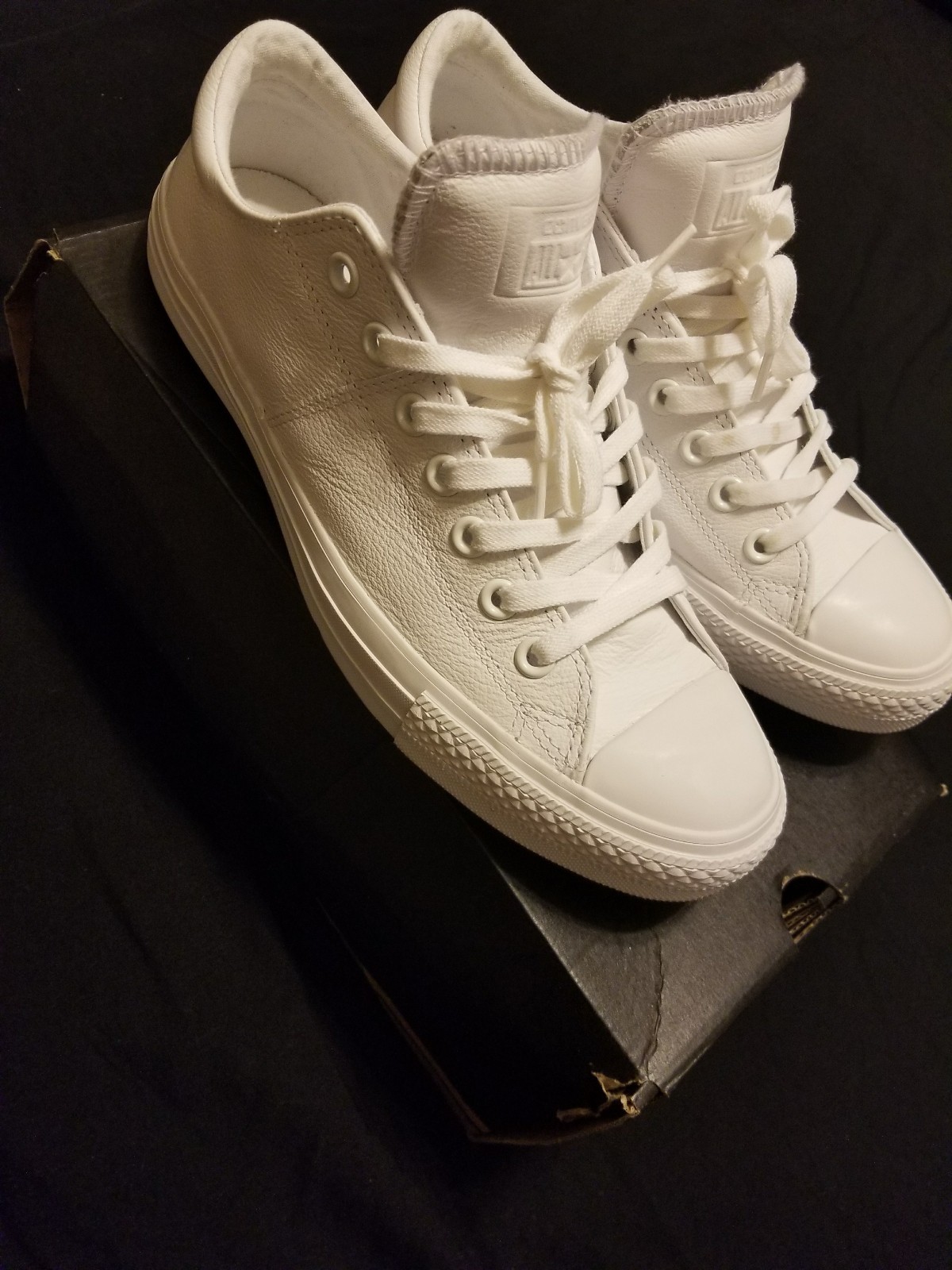 Converse all star chuck taylor women shoes size 11 men's size 10 Converse all star chuck taylor women shoes size 11 men's size 10