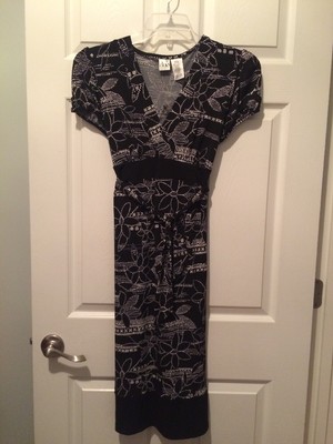 Duo Maternity Dress Sz L Black & White Floral Print Tie Back Stretch