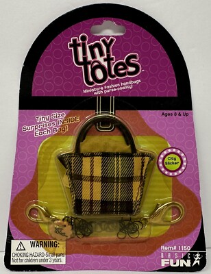 NOS Doll Tiny Totes Miniature Fashion Handbags By Basic Fun Inc 2002