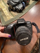 Macchina Fotografica Nikon F70 + obiettivo nero Nikkor 35-80 mm 1:4 - 5.D
