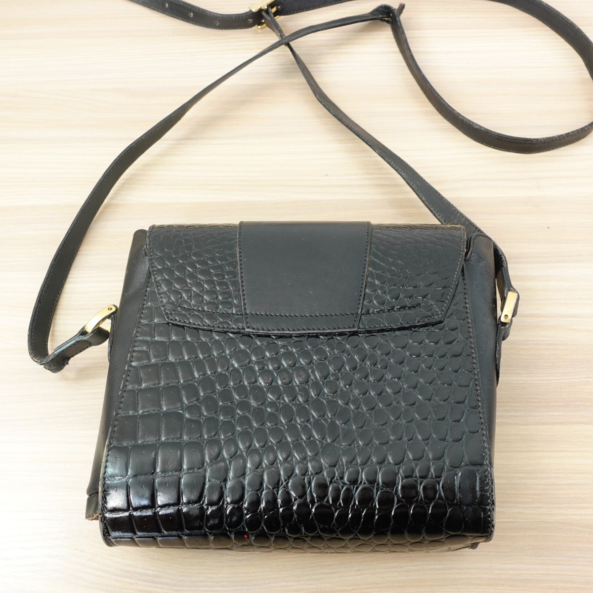 Mark Cross Bag Crocodile Black Leather Croco Saddle Box Vintage