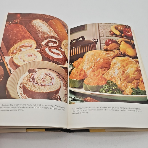Farm Journal Freezing & Canning Cookbook: Prized Recipes from the Farms of A... - Picture 11 of 14