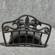 Vintage Cast Iron Look Hampton Bay Fleur De Lis Garden Hose Wall Hanger Holder