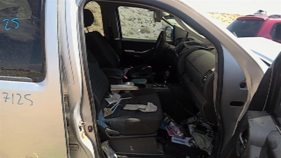 Pinza de freno de disco delantera derecha usada se adapta a: Nissan Xterra 2005 delantera 6 cilindros Fr Foto 3 de 4