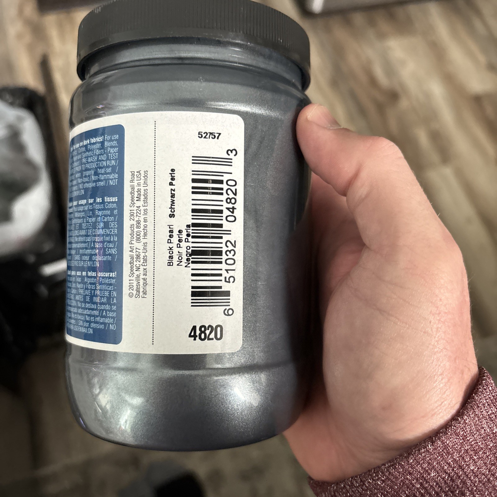 4820 Opaque Fabric Screen Printing Ink 32 Fl oz. Black Pearl