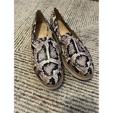 Vince Camuto Norman Leather Size 8 Women's Snakeskin Print Shoes