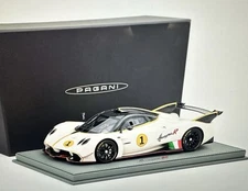 BBR  1/18 Pagani Huayra Bianco Benny/Gloss Carbon Roof  Limited 100 Pcs