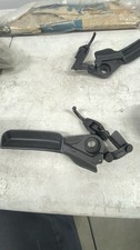 Nos Oem 1994-2004 Ford Mustang Convertible Top Latch Clamp Pass Side Rh Nos Oem 1994-2004 Ford Mustang Convertible Top Latch Clamp Pass Side Rh