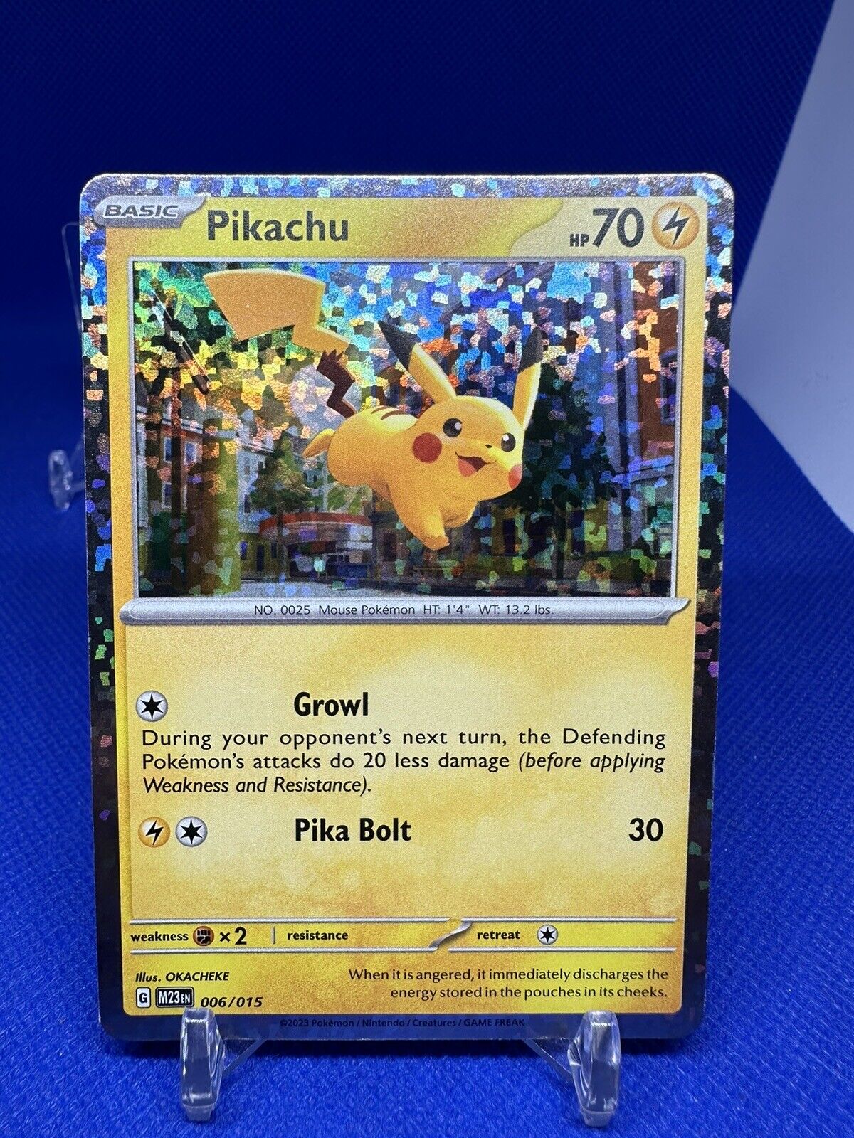 Abrimos R$ 60,00 em cartas pokémon McDonald's. Saiu Pikachu