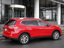 Cars nissan x trail Desk Mat Stitched