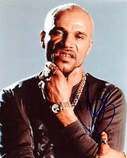 Goldie ACTOR autograph, In-Person signed photo