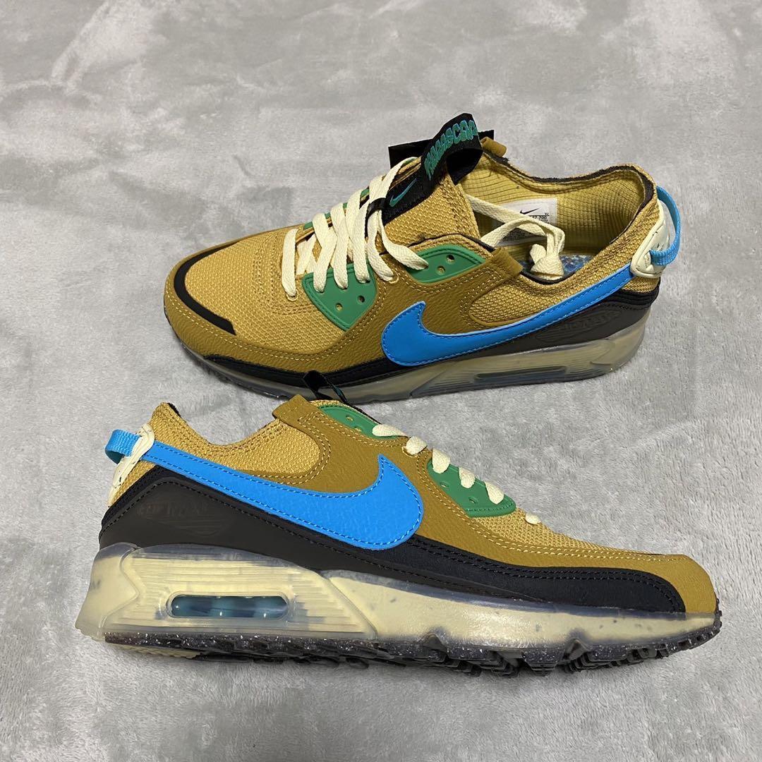 air max 90 wheat skull