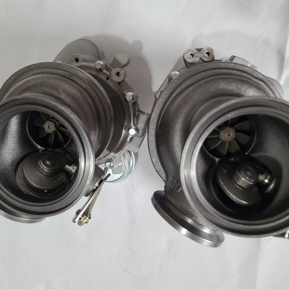 1 Pair BMW M5 M6 S63 B44 F06 F10 F12 F13 F18 4.4L Turbo MGT2260DSL ...