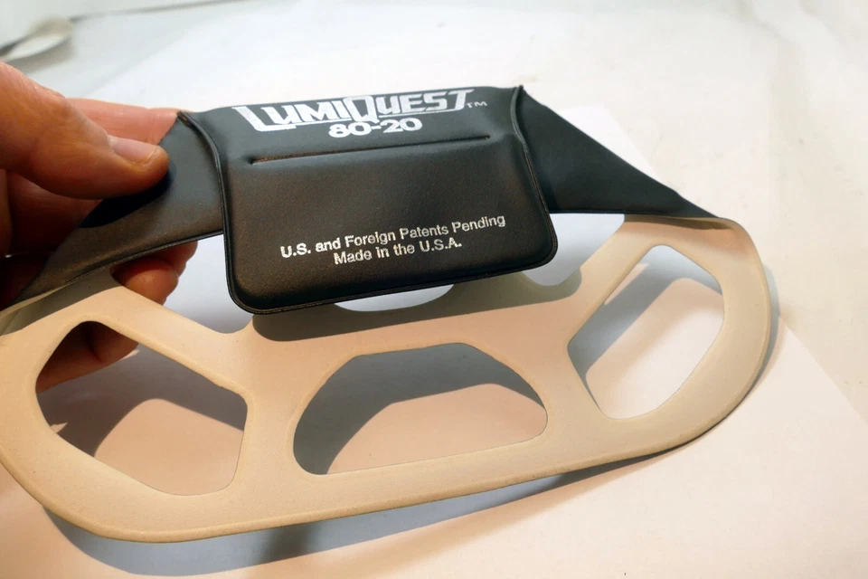 Lumiquest ProMax 80-20 Bounce SOFT WHITE DOME frame holder for flash - Image 3 of 4