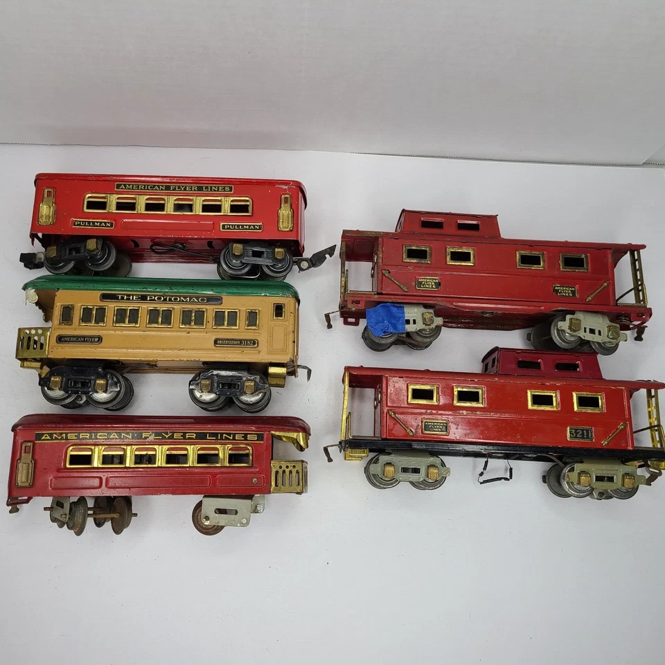 American Flyer Vintage O Gauge Tin  Lot of 5 Pullman, 2 Observation & 2 Caboose - Image 2 of 4
