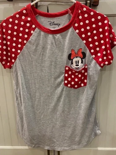 minnie moust t shirt size medium