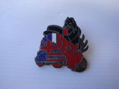 Pin's Militaire - Armée, Char, Camion, Satory Boussemart - Occasion