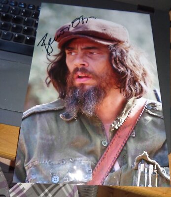 Che Guevara BENICIO DEL TORO Originalautogramm GROSSFOTO!