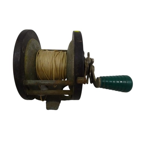 Vintage Penn No. 85 Saltwater Surfcasting Fishing Reel Brown w Green Handle - Picture 5 of 12
