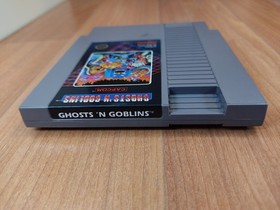 MINTY BOX CIB Hangtab Ghosts 'N Goblins 1st Print complete in nes lot w/ Shrink