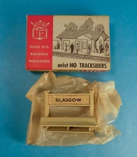 WARDIE MASTER MODELS ARISTO-CRAFT STATION BENCH 50s BRITISH 00 HO-RARE BOX-METAL
