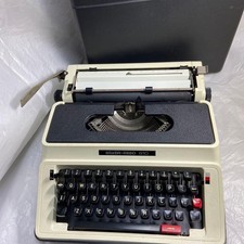 SILVER REED 810 JAPAN CASED PORTABLE TYPEWRITER thumbnail