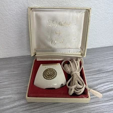 Lady Schick Electric Razor Model 109 Gold in Working Condition