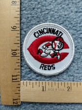 RARE CINCINNATI REDS  MLB BASEBALL LOGO   SEW ON  free shipping