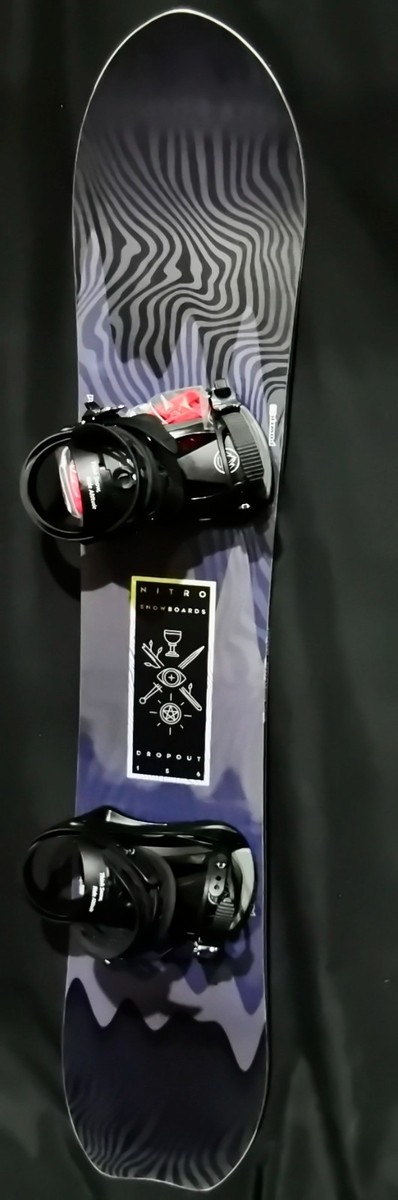 NEW NITRO DROPOUT SNOWBOARD SIZE 156 CM WITH RIDE LARGE BINDINGS
