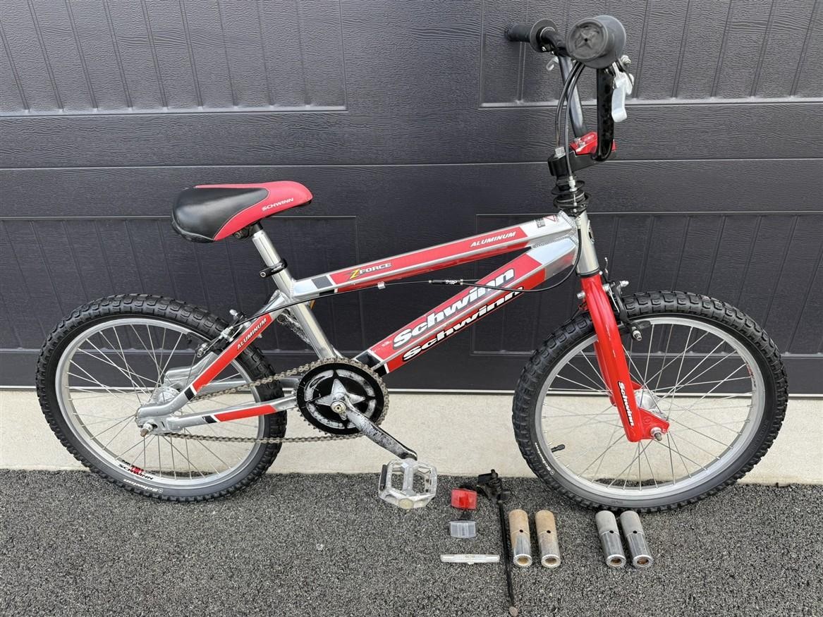 Schwinn 2004 Vintage Z Force Mid School Diamond Aluminum BMX Bike