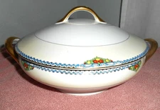 MEITO China Handpainted Dinnerware Covered Casserole Dish Floral Yellow Rim Gold