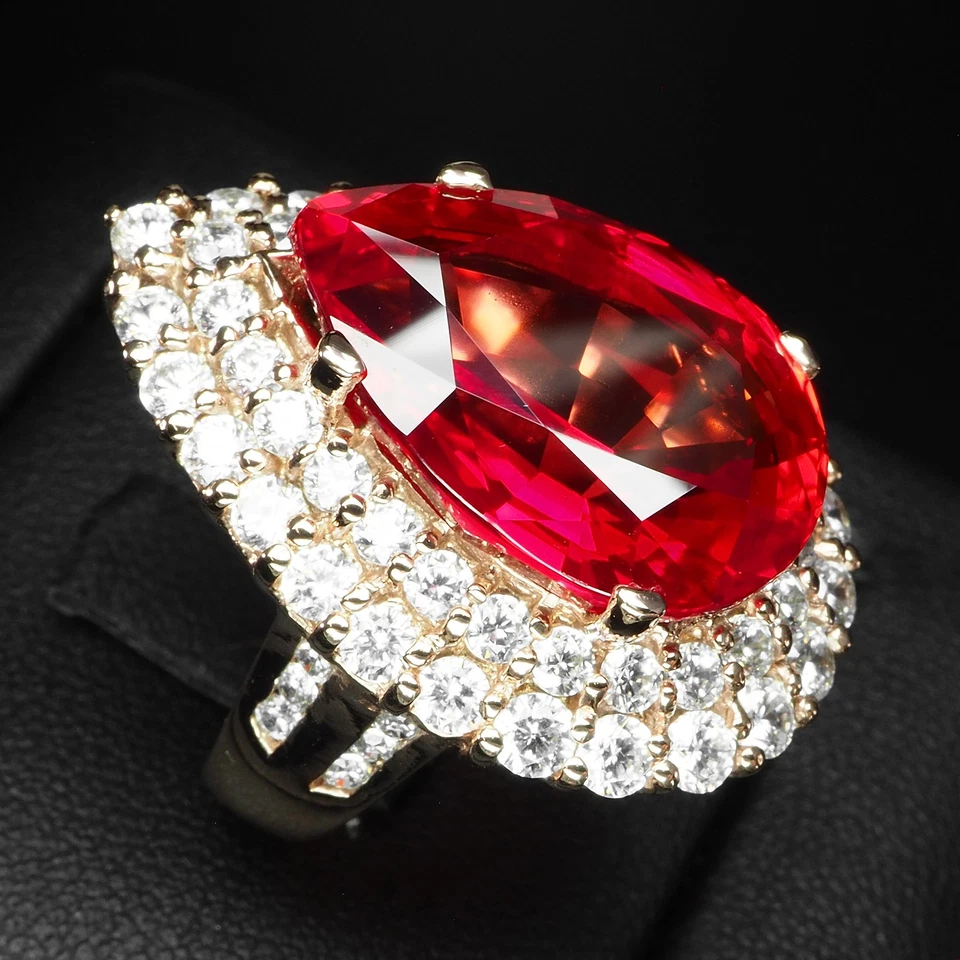 Preciosos anillos con halo de pera hechos a mano de plata de ley 925 de 19,70 quilates de zafiro rojo fuego Foto 4 de 4