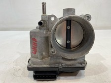 Se adapta a 13-21 NISSAN NV200 Sentra Versa Cube Tiida cuerpo del acelerador conjunto de válvula OEM