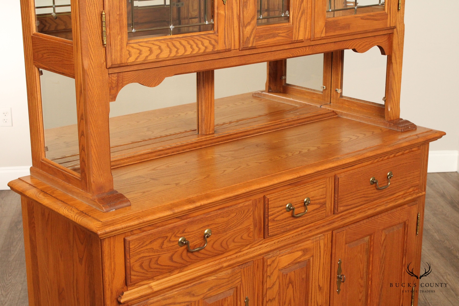 S. Bent & Bros. Traditional Style Oak Buffet Hutch eBay