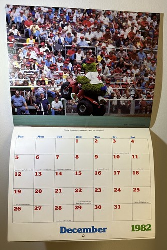Vintage 1982 Phillies Calendar Pete Rose Mike Schmidt And Steve Carlton Cover - Picture 9 of 10