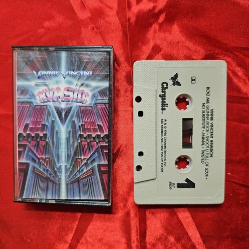 VINNIE VINCENT INVASION CASSETTE TAPE BVT 41529 OOP VG-VG+ Vintage Metal