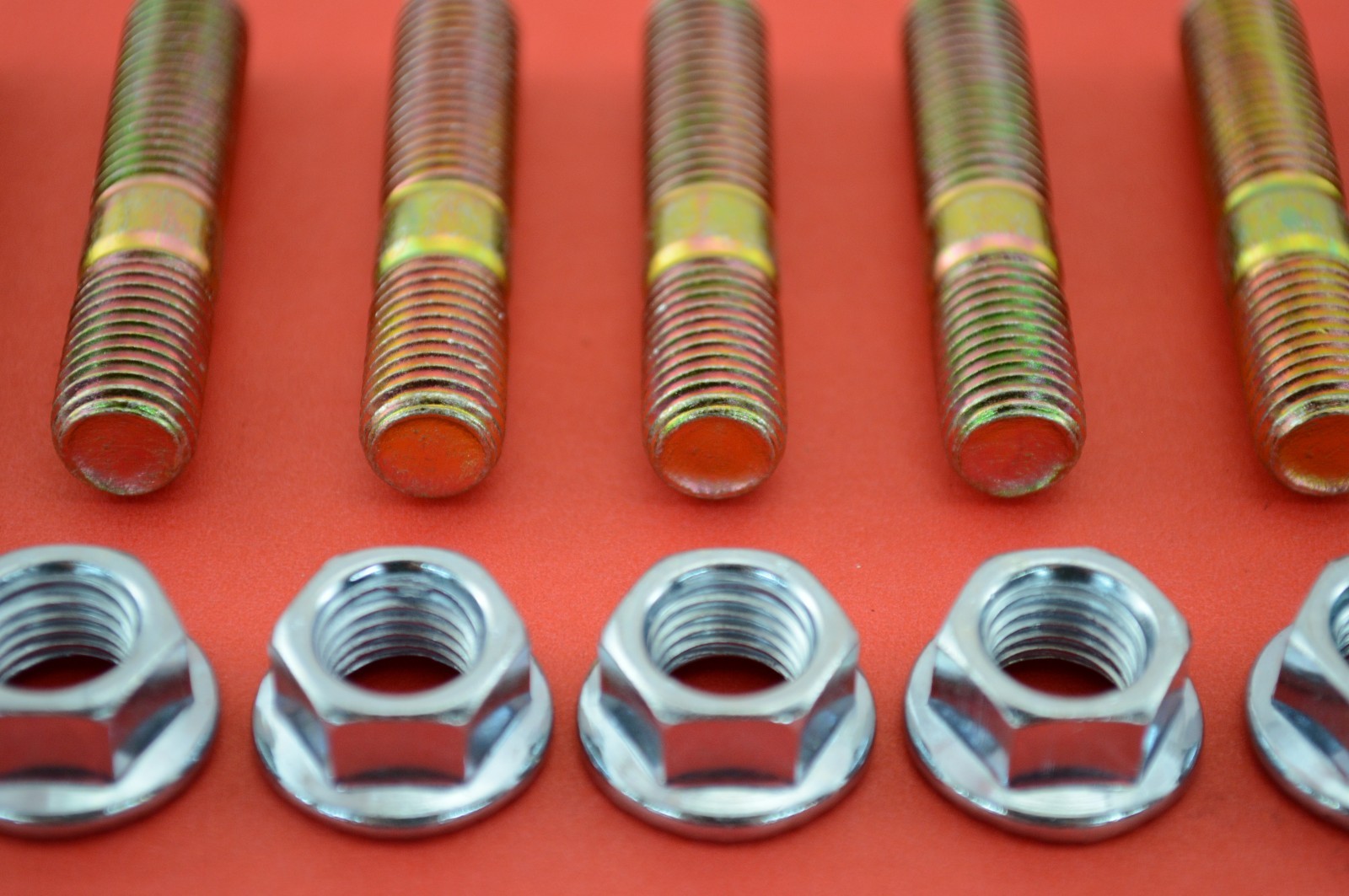 10mm Exhaust Studs & Serrated Nuts M10x1.25 Manifold Flange 12 studs 12