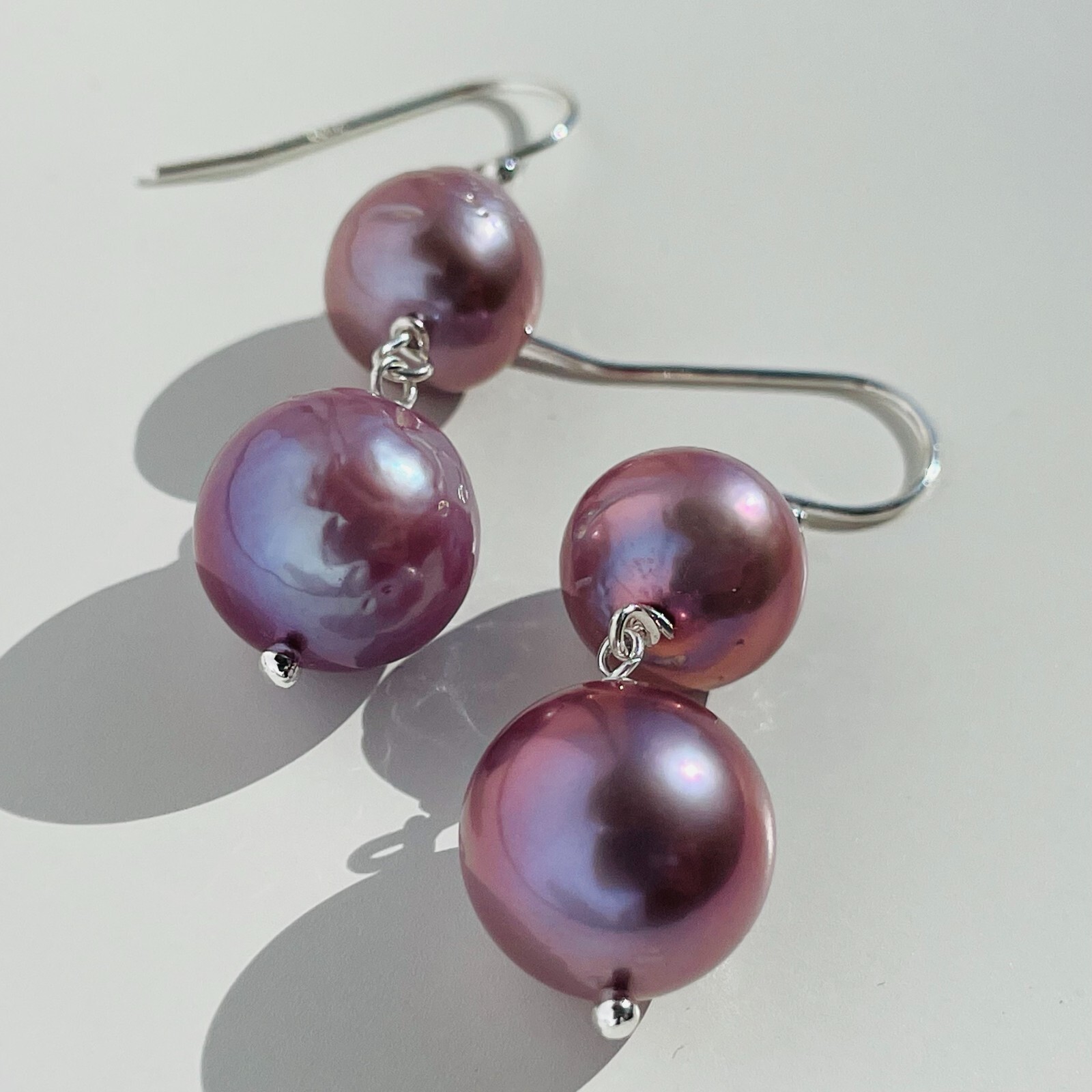 Boucles d'oreilles en argent et perles de culture violettes d'eau douce 8mm #1483