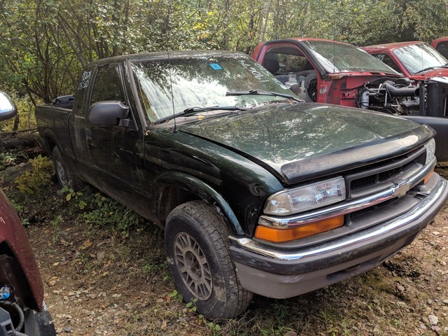 Front Turn Signal Lamp Chevy S10 Right 98 99 00 01 02 03