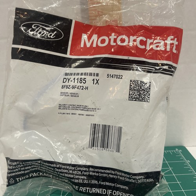 #ad Oxygen Sensor Ford Motorcraft DY 1185 OEM # 8F9Z 9F472 H New In Bag $37.89
