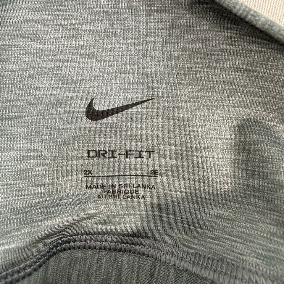 Sujetador deportivo Nike Dri-FIT Swoosh soporte medio espalda deportiva talla 2X faltan las almohadillas Foto 3 de 4