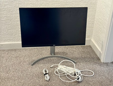 LG UHD 4K IPS Monitor USB-C HDR - With Stand - Excellent Cond